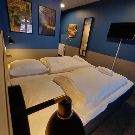 Bed & Breakfast Double 9 In 3*